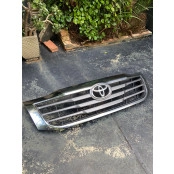 Grade Dianteira Toyota Hilux Original - Semi Nova 