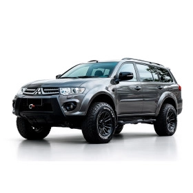 Kit Body lift 2 pol. para Mitsubishi Pajero Sport ( todos anos ) ou Pajero Dakar Ergue somente a carroceria