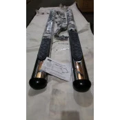 Estribo cromado para Triton (todas) novo de mostruário, última peça em estoque, na caixa.
