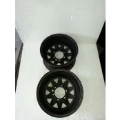 02-roda em aço triangular preta 15x8 6 furos de 139,7