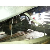 Diferencial traseiro da rural e f-75  Completo, com eixos flutuantes Enfer Rolamentos trocados recentemente  Com coroa e