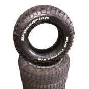 Jogo com 4 Pneus 235/70 R16 BFGoodrich MUD TERRAIN - Semi novo, rodou 3000km