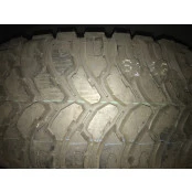 Pneu 265/70 R17 MT unigrip  Peça única de mostruário  Nunca foi montado