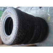 4 pneus Godyear 265x70x16, original da triton e hilux 