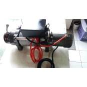 Guincho Elétrico 8.500lbs - Peça nova de exposição em feira, acompanha somente controle remoto sem fio