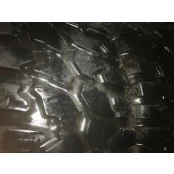 Jogo com 4 pneus 305/70 R16 MT com 6 mil km rodados
