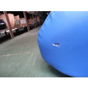 Par de Bancos concha pro 4x reclinável azul e preto, banco de mostruário, sendo um deles com um furo pequeno na lateral