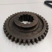 Engrenagem Grande do Eixo da Reduzida Jeep Willys  33 Dentes , Usada em Bom Estado