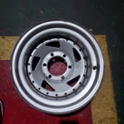 Roda Estilo Mangels Direcional 15x8 6 furos de 139,7  - Usada, Perfeito Estado