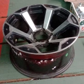 Roda 16x8 5 furos de 114.3 Peça única  ideal para estepe Usada perfeita
