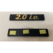 Emblema 2.0 i.e. Regua Ouro/preto Linha Fiat Antiga