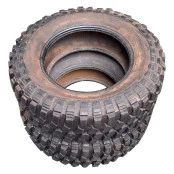 Par de Pneus 265/65R17 Recapado Usado com 80% de Vida Útil