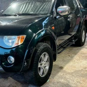 Estribo Rockslider Completo Parede de 3mm para Mitsubishi Triton L-200 2008 a 2016