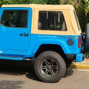 Capota Removível Cor Bege Areia para Troller Todos com Forração Soft Top Isolamento Térmico