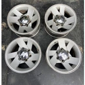 Jogo com 4 Rodas Liga Leve 15x6 139,7 Mitsubishi Pajero Sport (Usado) 