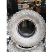 pneu 33/12.5 R15 MUD sunwide seminovos 