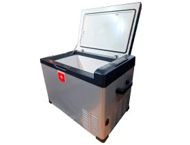 geladeira-automotiva-12v-24v-220v-40-litros-1.jpg