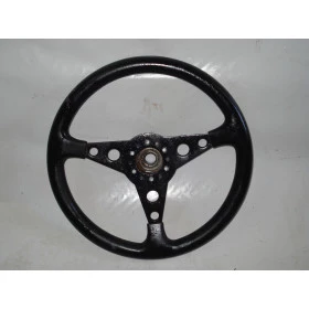 Volante universal modelo Carrera sem cubo ▲