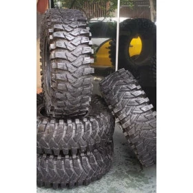 Jogo de pneus 37x12.5 R17 Trepador Competition - rodou só 3000 km 85 % de vIda útil