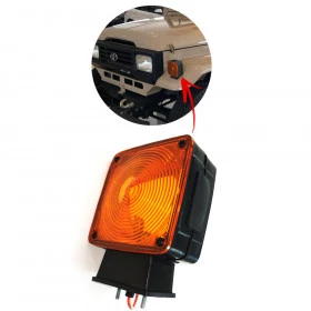 Lanterna Dianteira Seta / Pisca Dianteiro p/ Toyota Bandeirante - Todos os Anos e Modelos