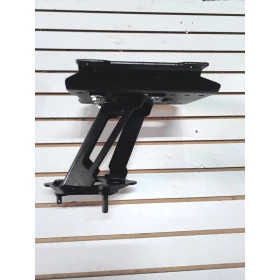 Suporte de estepe regulável para Jeep Wrangler  2007 em diante , com.regulagem para o estepe não bater no para choques Semi novo peça de exposição em feiras
