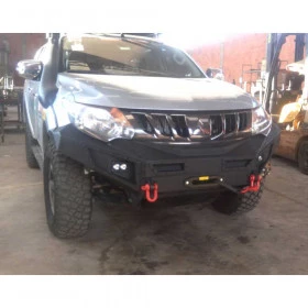 Para Choque Mitsubishi Triton 2017 em Diante - (Frente Nova) Feito em Aço, Com Mesa de Guincho