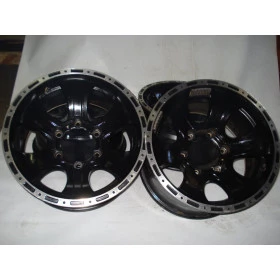 Conjunto Rodas Mangels Kombat Black 6 furos