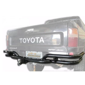 Para-Choque Tubular Traseiro com Engate Removível e Tomada Elétrica para TOYOTA Hilux até 2004 - MACERAL