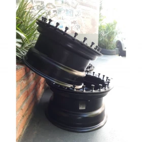 Jogo de 4 Rodas Modular 16x8 6 Furos de 139,7 com BeadLock (Roda Usada Apenas para Demonstração)