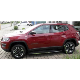 Estribo Plataforma para Jeep Compass Oblongo Preto com Lateral Cromada
