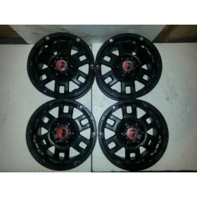 Jogo com 04 rodas de liga leve 16x8 6 furos black com 139,7 off set - 10 Semi novas - roda de mostruário