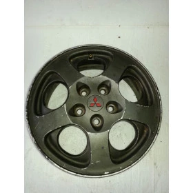 01- roda liga leve 15x8 mitsubishi TR4 5furos de 114,3  Só uma peça ideal para estepe