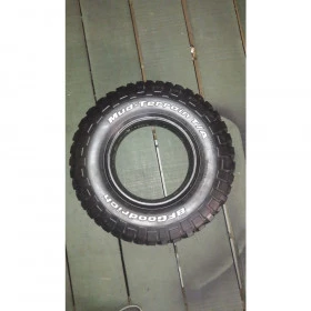Pneu BFGoodrich 265/75 R16 - MT Novo Sem uso (Preço unidade mostruário) só uma peça.