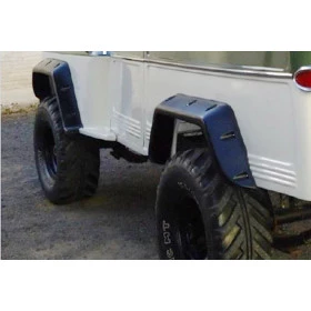 Alargador de Para-lamas Traseiro Modelo Americano para Rural e F-75 (o Par)