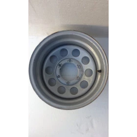 Roda 15x8 6 furos de 139,7 Modelo modular , aço  Ideal para estepe Peça única, já foi montada 