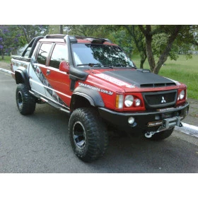 Para-choque com Suporte para Guincho para Mitsubishi L-200 em Aço Ano 1999 à 2003
