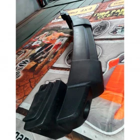 01 PARACHOQUE  DIANTEIRO DO JEEP WRANGLER  ANO 2008 ATÉ 2019 (PEÇA DE MOSTRUÁRIO) EM PERFEITO ESTADO