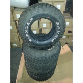 05 - pneus maxxis big horn 235/75R15 em perfeito estado 1 pneu sem uso e 4 pneus rodaram 2.000km estado 0km