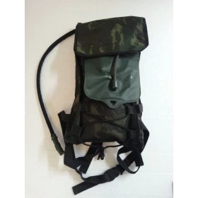 Mochila camuflada hidratação termica 2 litros p/ camping,passeios ,etc