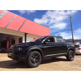 Pneu Achilles Aro 16 245/70R16 Desert Hawk XM/T 111Q Ideal para levantar Fiat Toro, Renegade Tr4 com kit de suspensão 