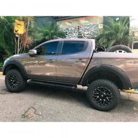 Jogo de Alargador de Para-lamas Mitsubishi L200 Sport 2017 até 2020