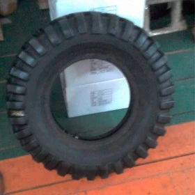 Pneu Militar  7.50 x16 Sem Uso, Recap A Frio  (Última Peça)  Metade do Valor