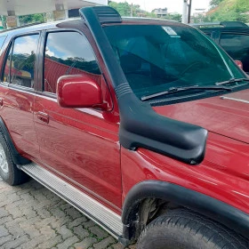 Snorkel para Toyota Hilux SW4 97 em  Fibra Reforçada para Trilha 