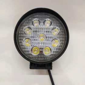 Farol de Milha LED com 27W / 9 LEDs 150mts de Alcance 