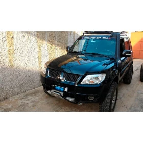 Mesa ( Base ) de guincho para Mitsubishi Pajero TR4  todos anos ( modelo Gama GNL)