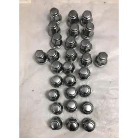 Jogo com 27 Porcas cromadas para Hilux ou Mitsubishi Triton