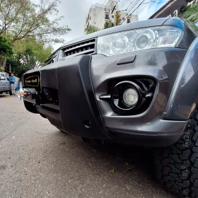 Mesa / Base / Suporte para Guincho embutido para Mitsubishi Pajero Dakar - Todos