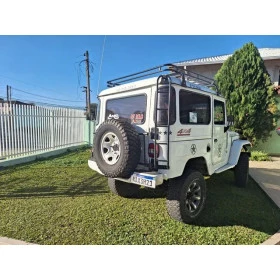 Bagageiro para Capota de Aço Curta com Apoio Duplo da Toyota Bandeirante - Maceral