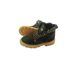 Bota BR Adventure cor Verde Militar Resistente para trilhas, leve para longas caminhadas