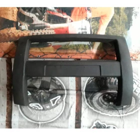 PARACHOQUE  DE IMPULSÃO  P/ ECOSPORT MODELO ANTIGA FEITA EM PLÁSTICO ABS RESISTENTE (PEÇA NOVA DE MOSTRUÁRIO)